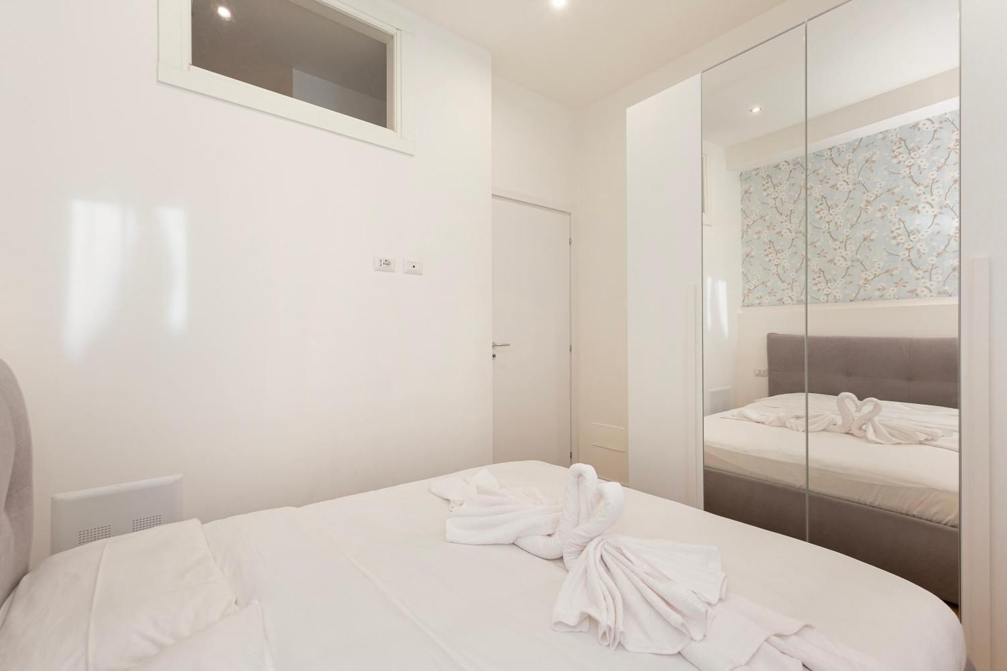 Appartamento Graceful FlatWi-Fi & Peaceful! Milano Esterno foto